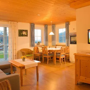  Apartment Alpenroesle